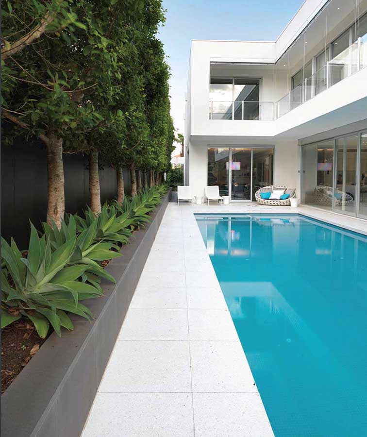 product-gallery-travertine-pavers-white-tiles-pavers